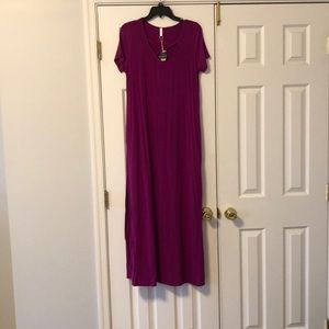 NWT Pink Blush Maternity dark fuchsia maxi dress